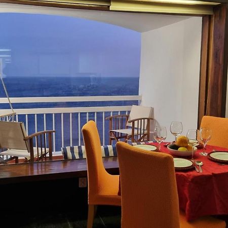 Sesimbra Sun&Sea - Beachfront Apartment! Екстер'єр фото