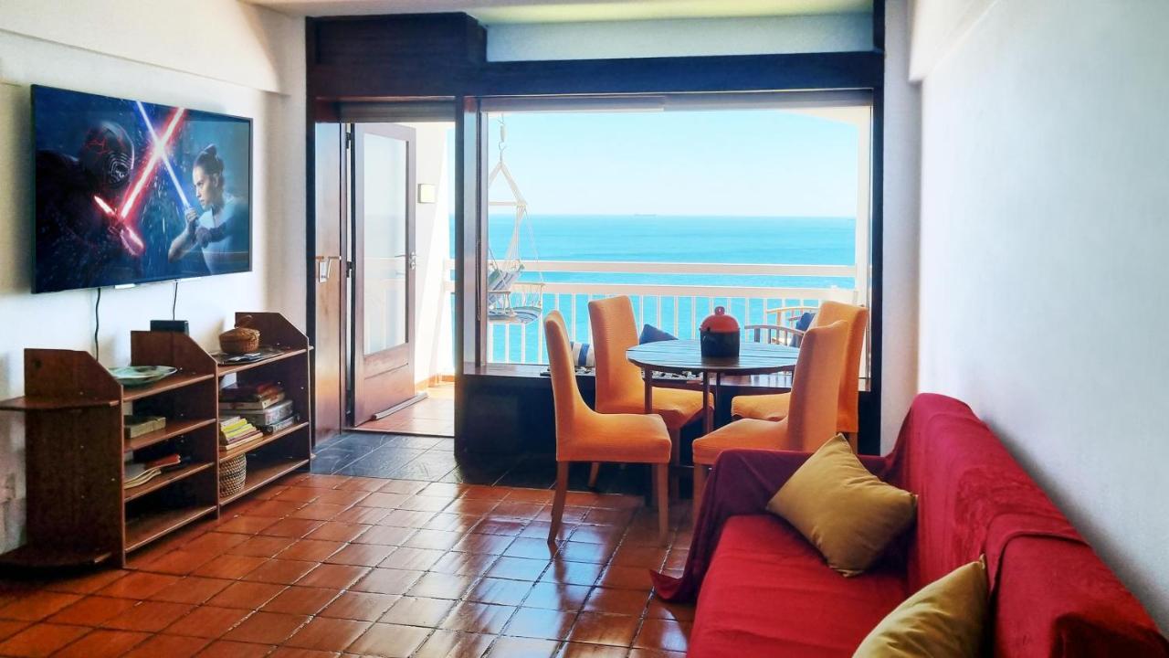 Sesimbra Sun&Sea - Beachfront Apartment! Екстер'єр фото