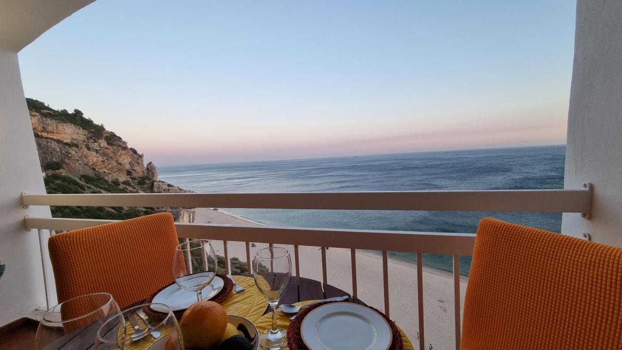 Sesimbra Sun&Sea - Beachfront Apartment! Екстер'єр фото